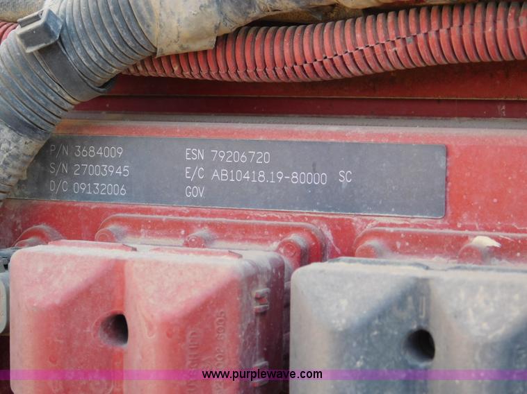 image for item L5935 2007 International 9400i semi truck