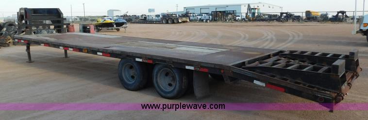 image for item L5936 2007 Legend equipment trailer