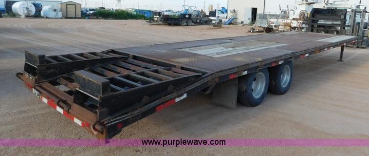 image for item L5936 2007 Legend equipment trailer