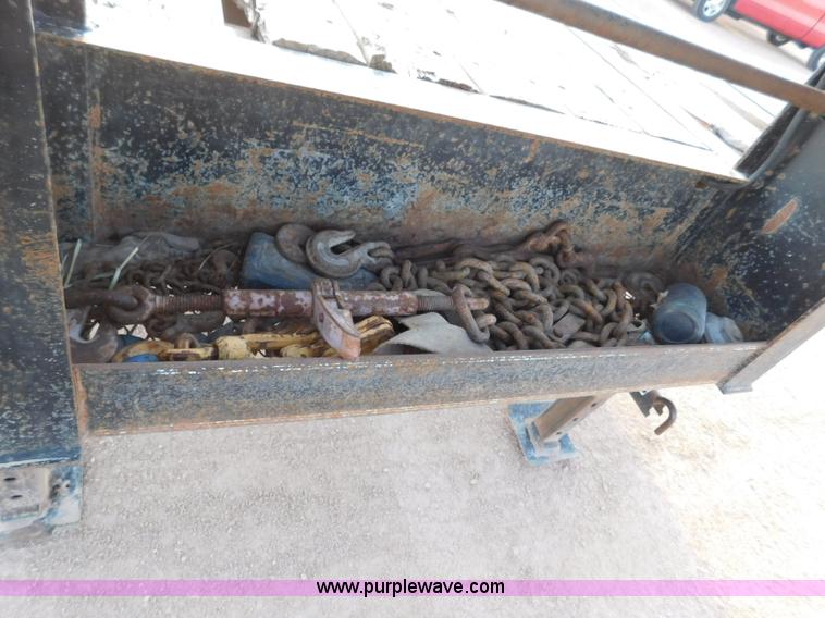 image for item L5936 2007 Legend equipment trailer