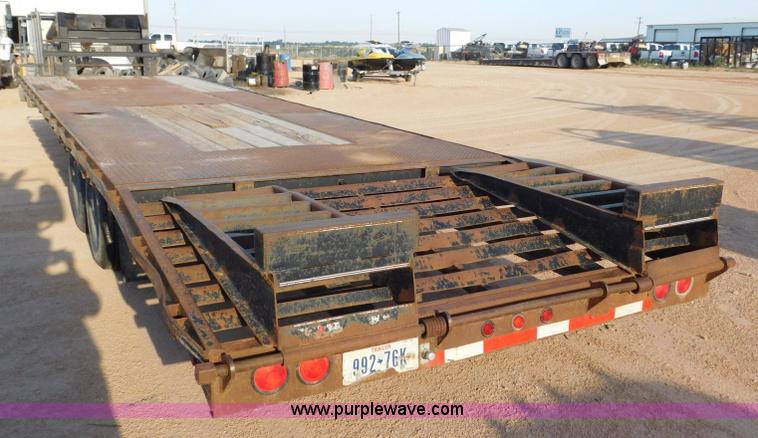 image for item L5936 2007 Legend equipment trailer