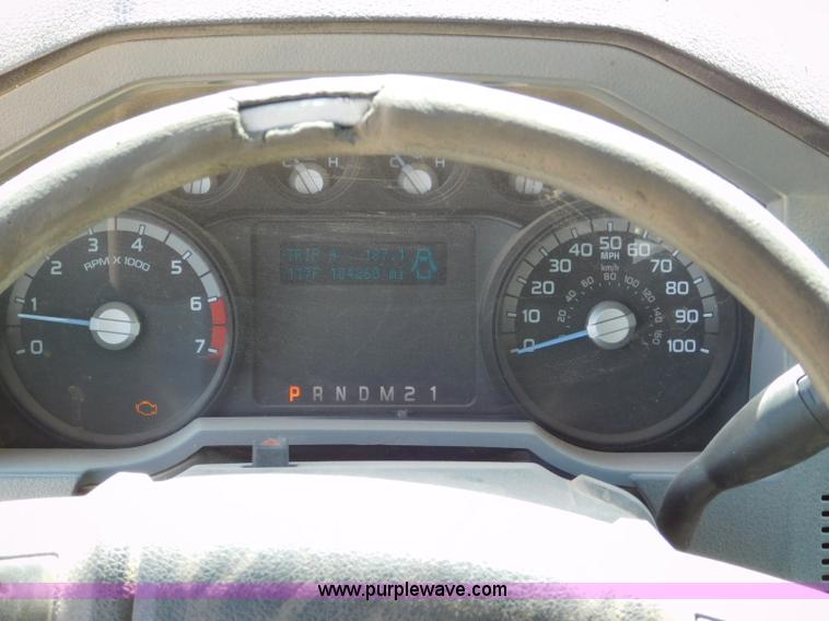 image for item L5938 2013 Ford F350 Super Duty SuperCab service truck with crane