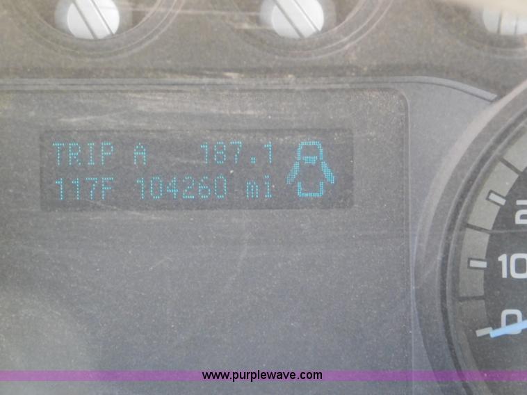 image for item L5938 2013 Ford F350 Super Duty SuperCab service truck with crane