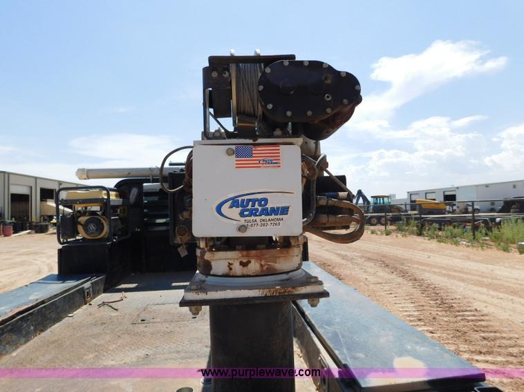 image for item L5938 2013 Ford F350 Super Duty SuperCab service truck with crane