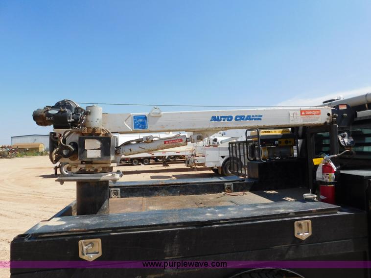 image for item L5938 2013 Ford F350 Super Duty SuperCab service truck with crane