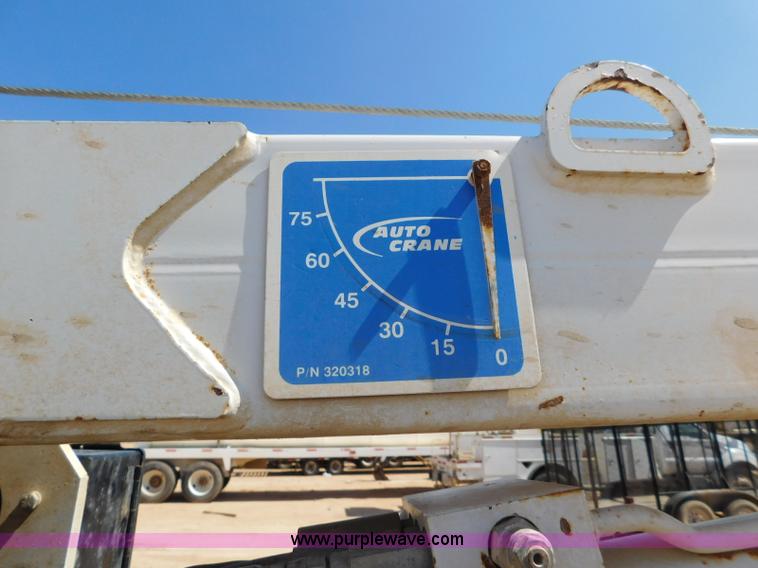 image for item L5938 2013 Ford F350 Super Duty SuperCab service truck with crane