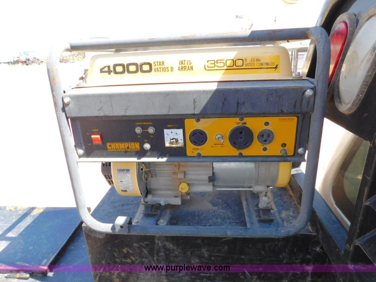 image for item L5938 2013 Ford F350 Super Duty SuperCab service truck with crane