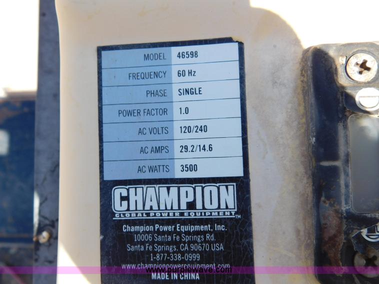 image for item L5938 2013 Ford F350 Super Duty SuperCab service truck with crane