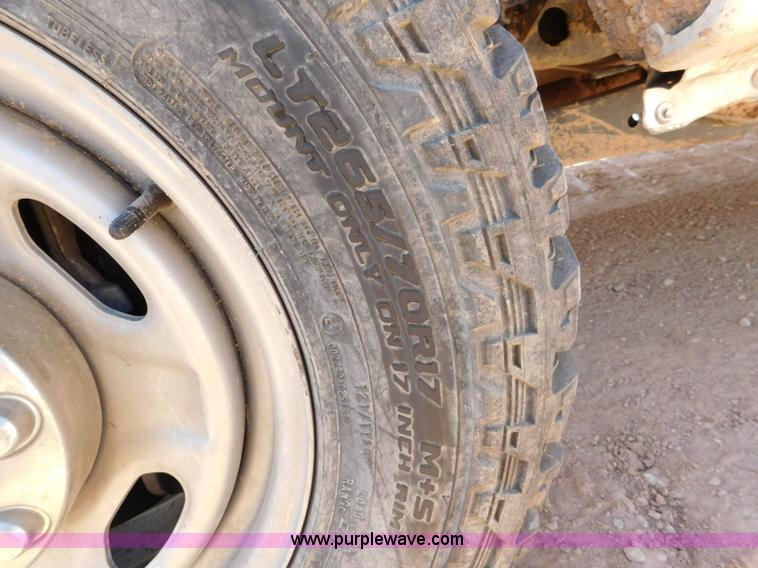 image for item L5938 2013 Ford F350 Super Duty SuperCab service truck with crane