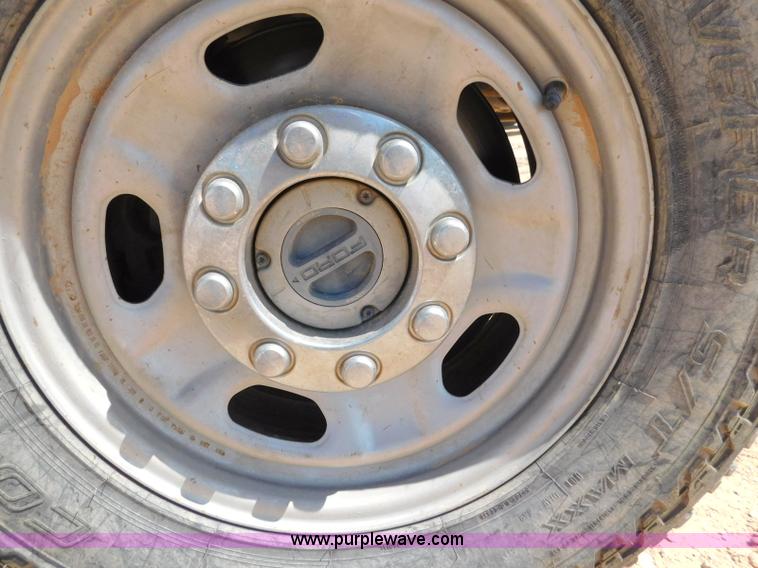 image for item L5938 2013 Ford F350 Super Duty SuperCab service truck with crane