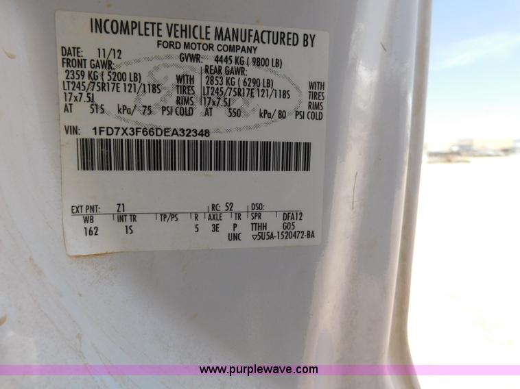 image for item L5938 2013 Ford F350 Super Duty SuperCab service truck with crane