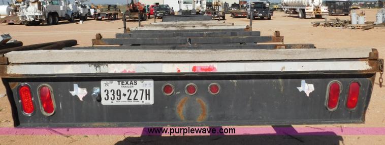 image for item L5941 2012 Etex pole trailer