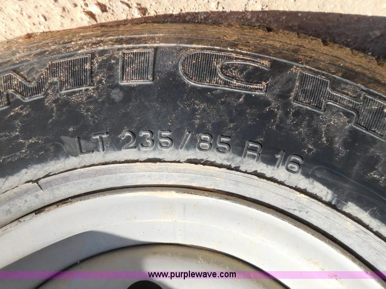 image for item L5941 2012 Etex pole trailer