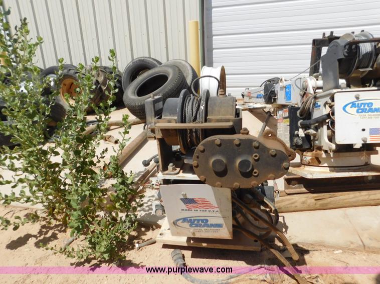 image for item L5954 Autocrane crane