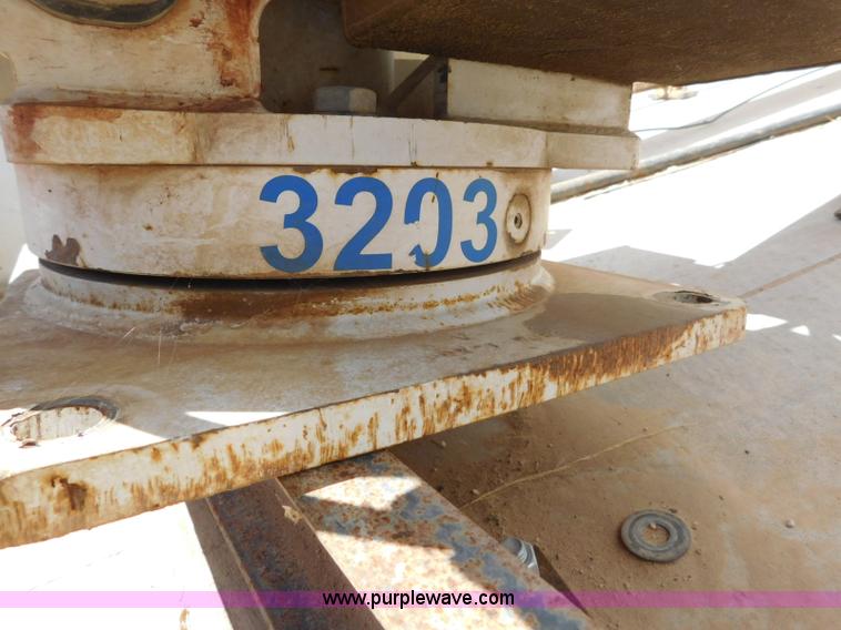 image for item L5955 Autocrane crane