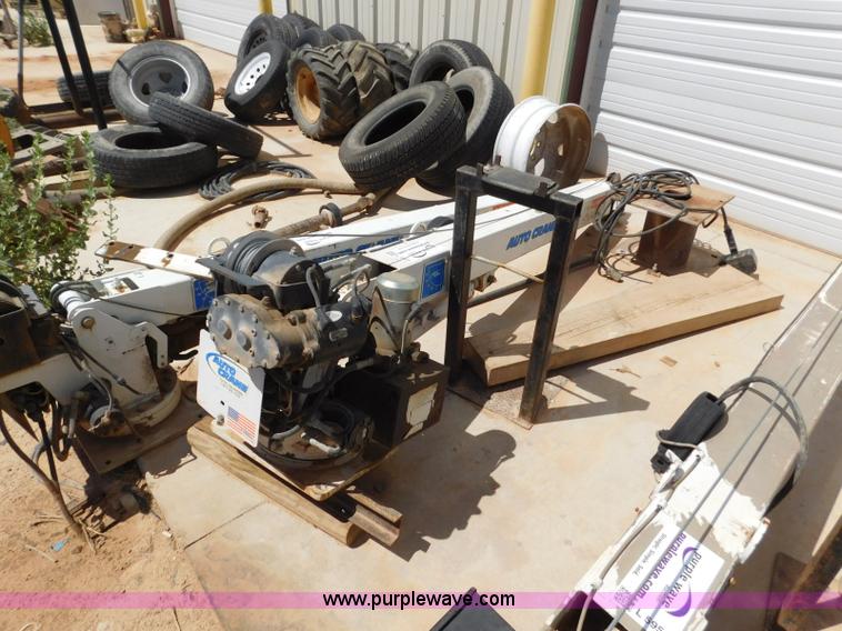 image for item L5955 Autocrane crane