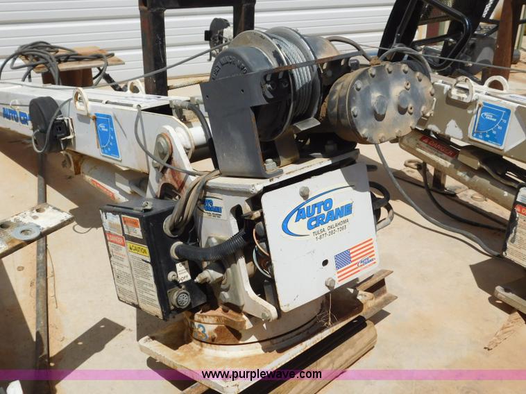image for item L5955 Autocrane crane