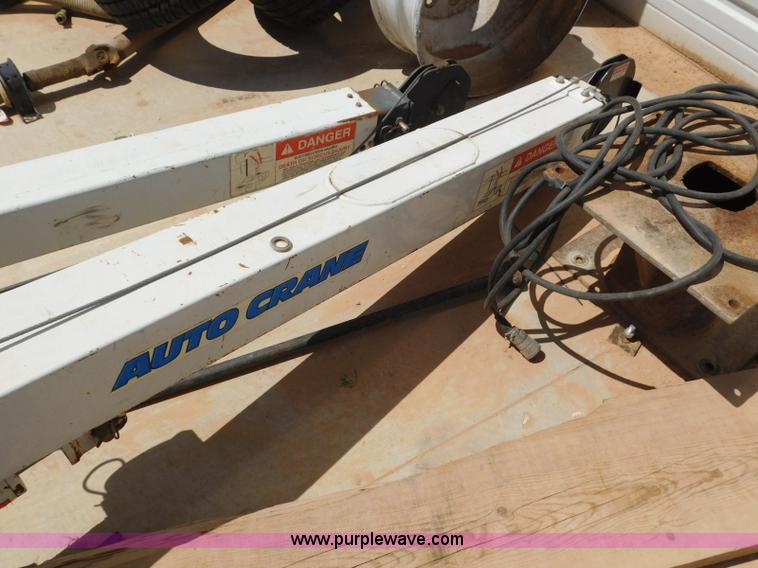 image for item L5955 Autocrane crane