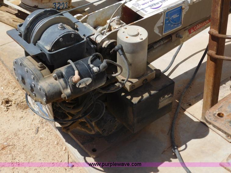 image for item L5956 Autocrane crane