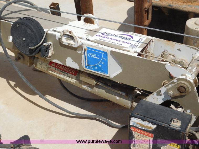 image for item L5956 Autocrane crane