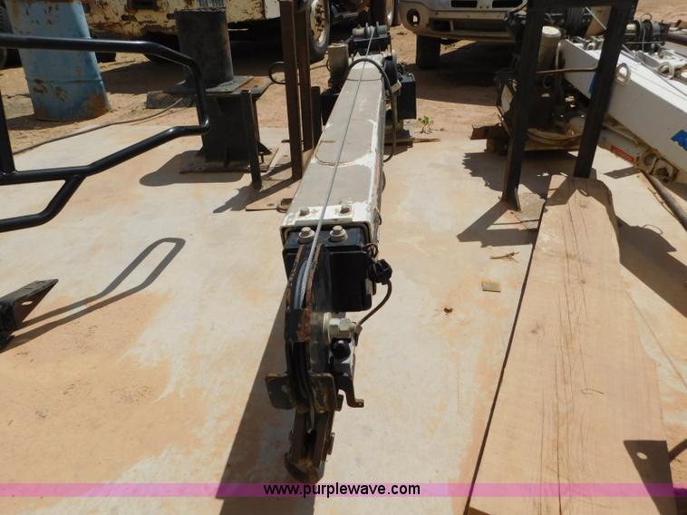 image for item L5956 Autocrane crane