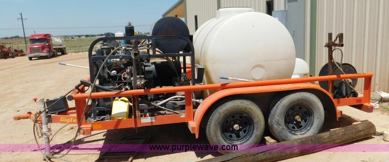 image for item L5963 2013 Big Tex steam trailer