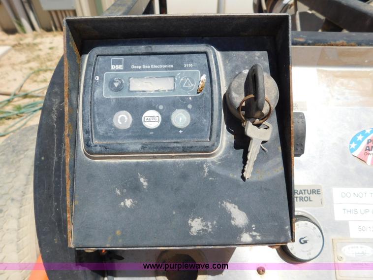 image for item L5963 2013 Big Tex steam trailer