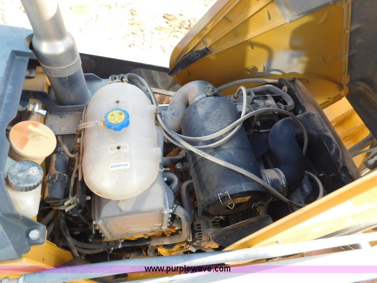 image for item L5968 2012 John Deere 310SJ backhoe