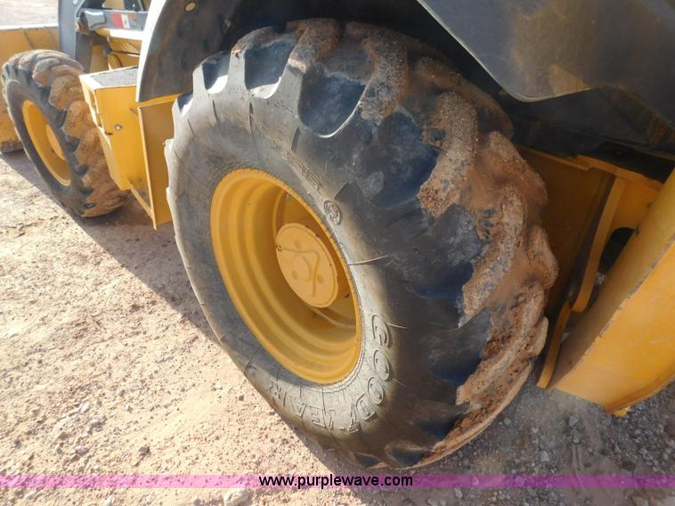 image for item L5968 2012 John Deere 310SJ backhoe