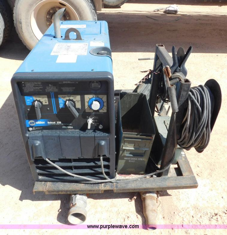 image for item L5969 Miller Bobcat 250 welder/generator