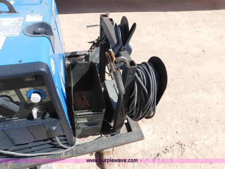 image for item L5969 Miller Bobcat 250 welder/generator
