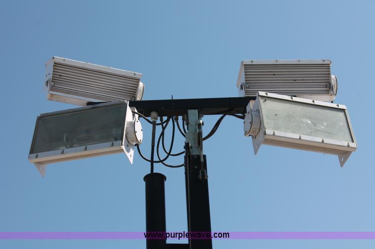 image for item AP9383 2012 Multiquip Night Hawk LT12 light plant