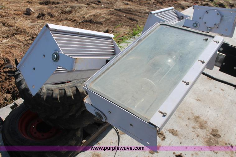 image for item AP9383 2012 Multiquip Night Hawk LT12 light plant