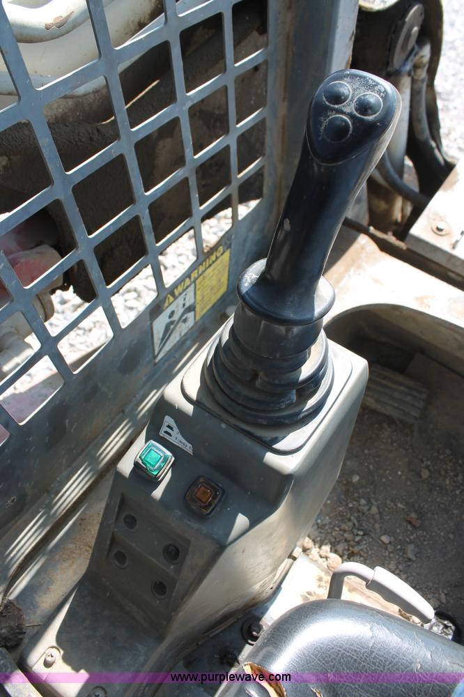 image for item AP9384 2006 Takeuchi TL130 skid steer