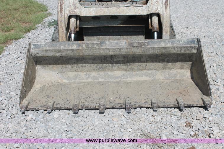 image for item AP9384 2006 Takeuchi TL130 skid steer