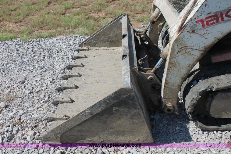 image for item AP9384 2006 Takeuchi TL130 skid steer