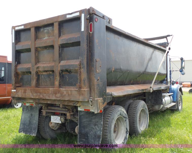 image for item BR9328 1995 Freightliner FL112SD dump truck