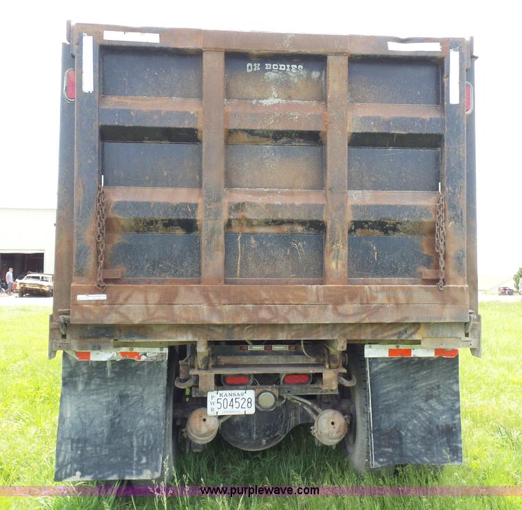 image for item BR9328 1995 Freightliner FL112SD dump truck