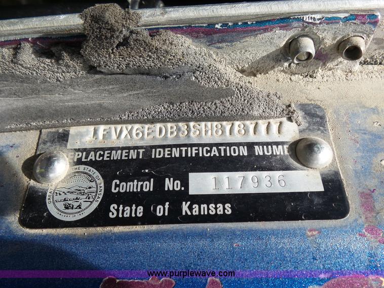 image for item BR9328 1995 Freightliner FL112SD dump truck