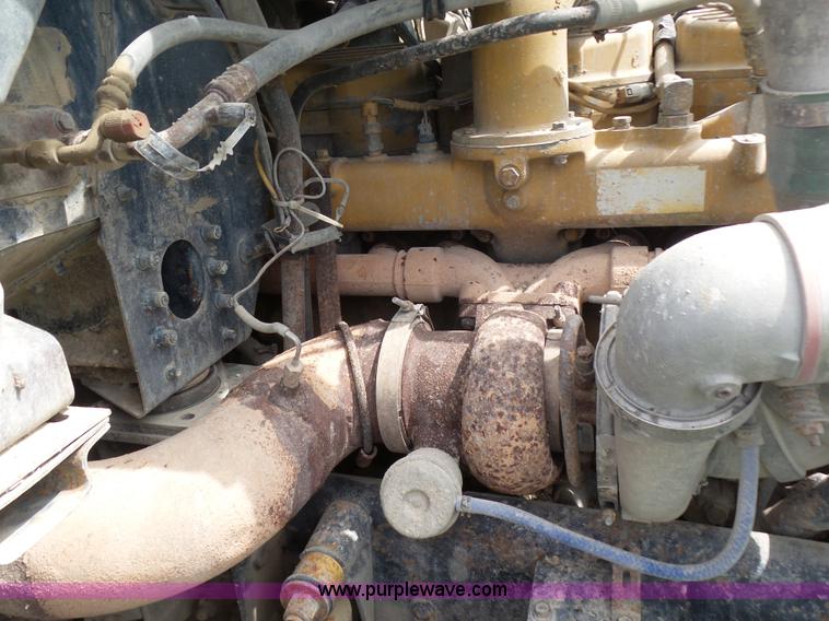 image for item BR9328 1995 Freightliner FL112SD dump truck