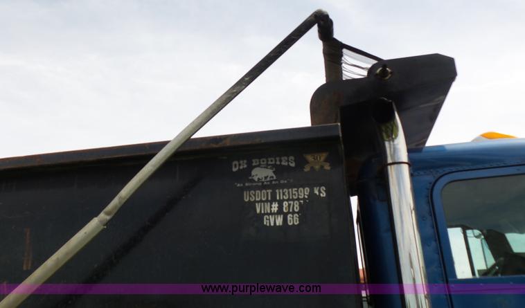image for item BR9328 1995 Freightliner FL112SD dump truck