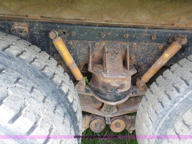 image for item BR9328 1995 Freightliner FL112SD dump truck