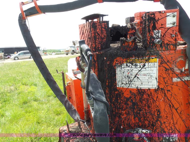 image for item BR9334 Crafco Super Shot SS125 melter applicator