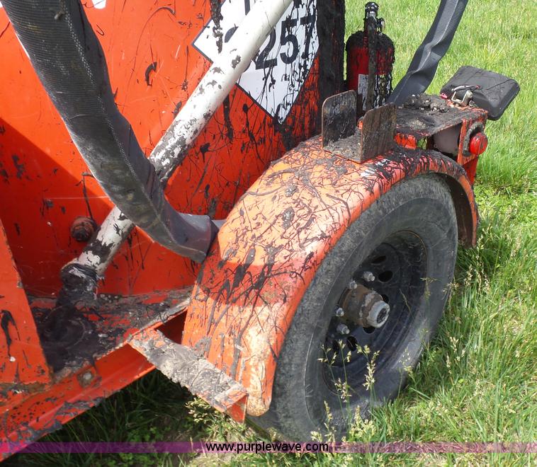 image for item BR9334 Crafco Super Shot SS125 melter applicator