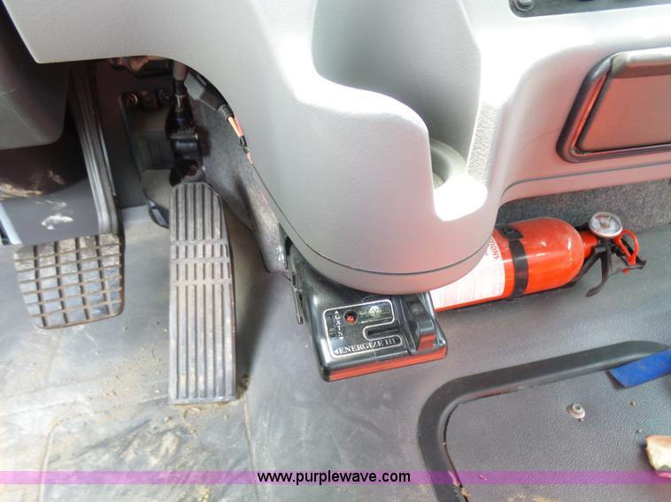 image for item BR9336 2009 Freightliner Business Class M2 flatbed truck