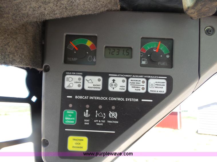 image for item BY9534 2005 Bobcat A300 skid steer