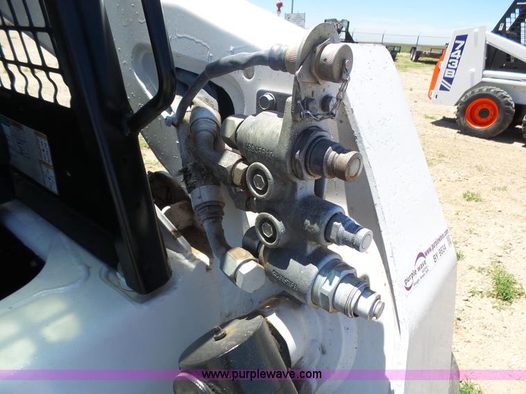 image for item BY9534 2005 Bobcat A300 skid steer
