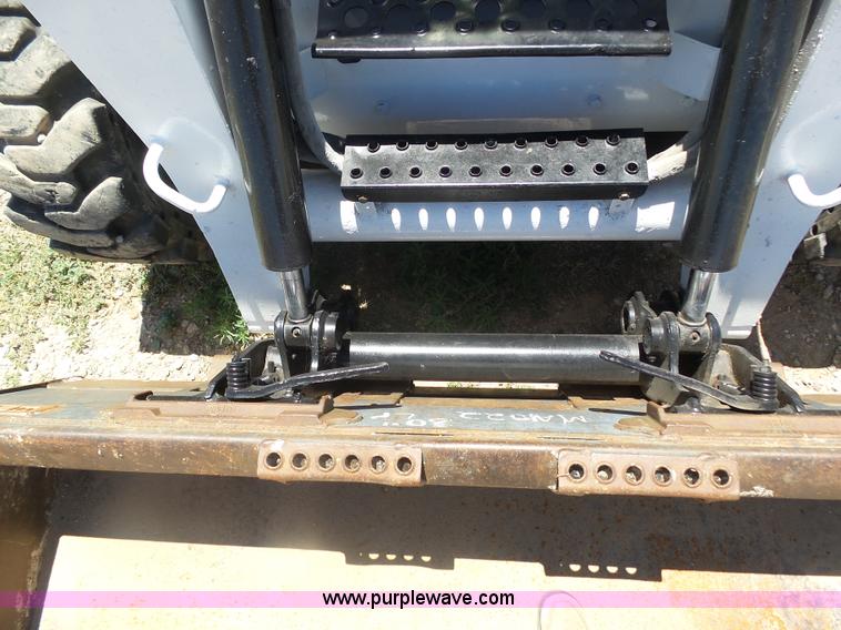 image for item BY9534 2005 Bobcat A300 skid steer