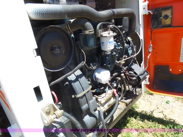 image for item BY9534 2005 Bobcat A300 skid steer