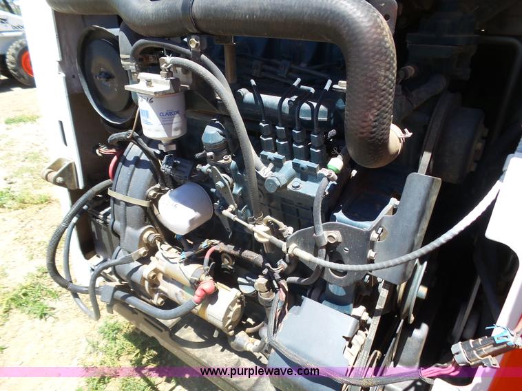 image for item BY9534 2005 Bobcat A300 skid steer